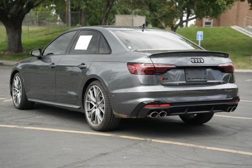 Daytona Gray Pearl Effect 2022 Audi S4 3.0T Prestige