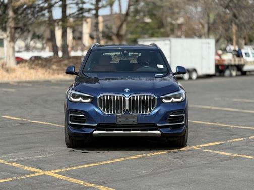Blue Metallic 2023 BMW X5 PHEV xDrive45e