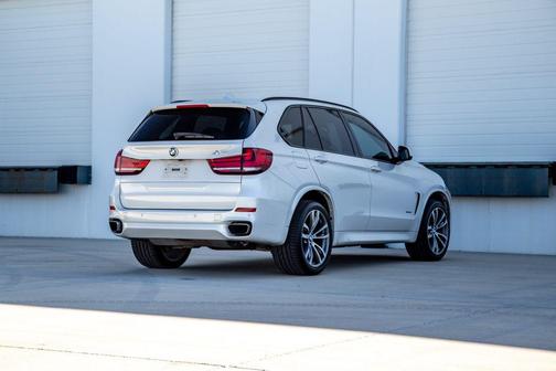 White Metallic 2017 BMW X5 xDrive35i
