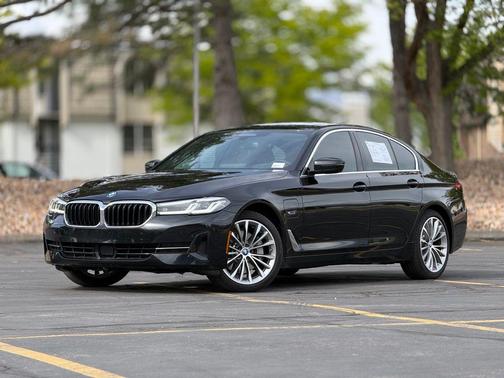 Black Sapphire Metallic 2023 BMW 530e Base