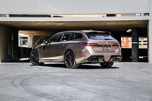 Special Order Color 2026 BMW M5 Base