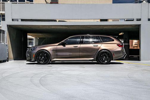 Special Order Color 2026 BMW M5 Base