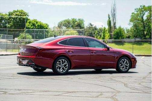 2023 Hyundai SONATA SEL