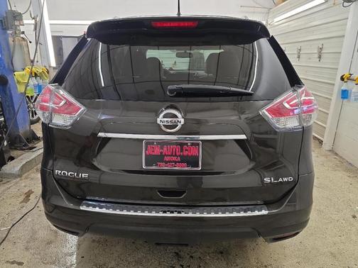 2015 Nissan Rogue SL