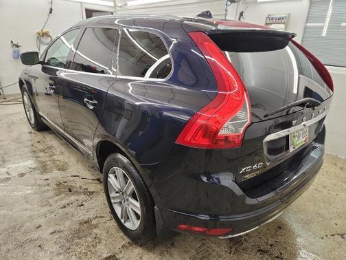 2016 Volvo XC60 T6 Platinum