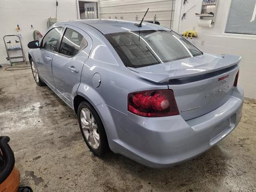 2013 Dodge Avenger R/T