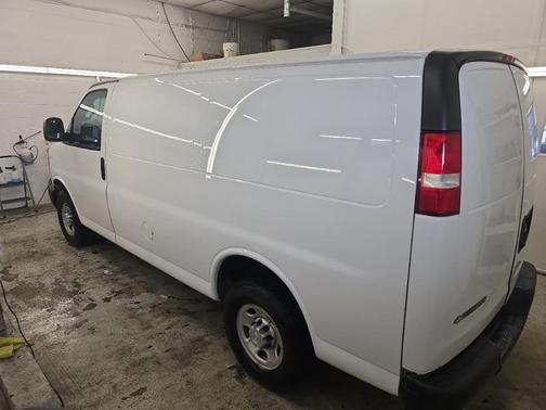 2017 Chevrolet Express 2500 Work Van
