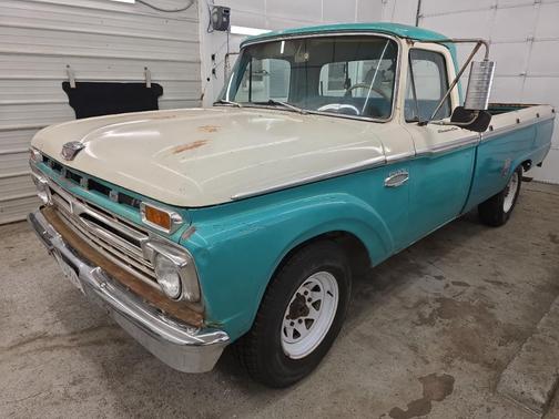 1966 Ford F-250 Super Duty