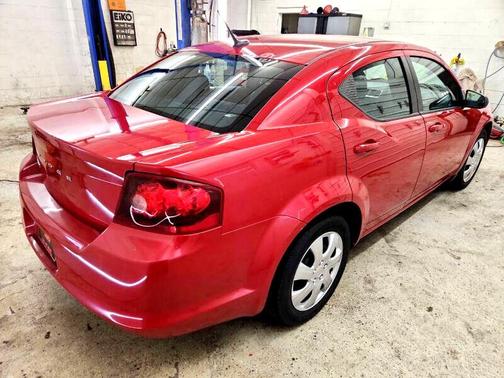2013 Dodge Avenger SE