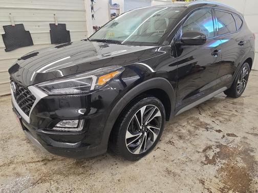 Black Noir Pearl 2019 Hyundai TUCSON Sport