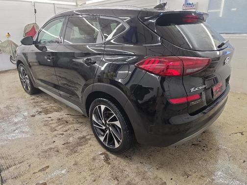 Black Noir Pearl 2019 Hyundai TUCSON Sport