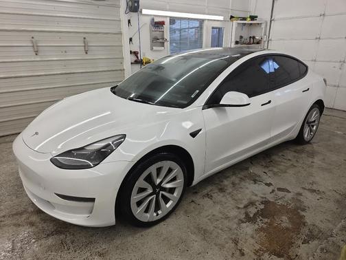 2022 Tesla Model 3 Base