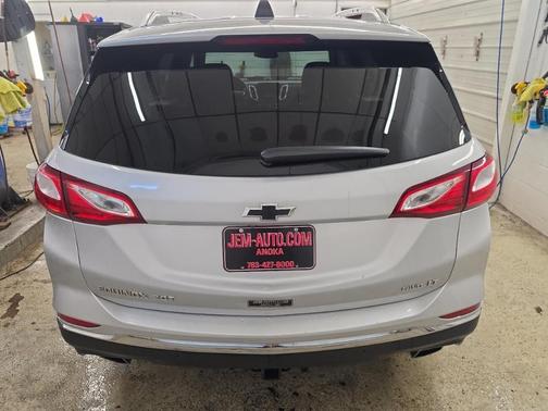 Silver 2019 Chevrolet Equinox 2LT