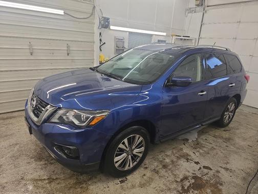 2018 Nissan Pathfinder S