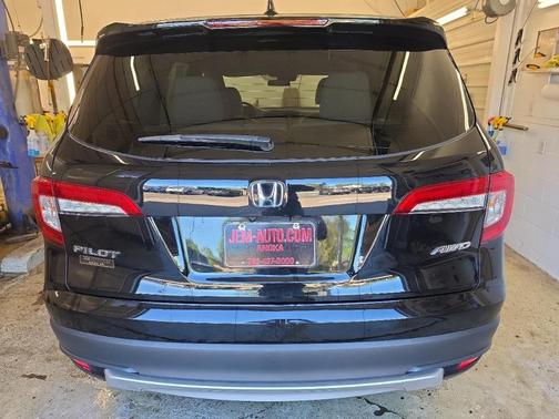 Black 2019 Honda Pilot EX