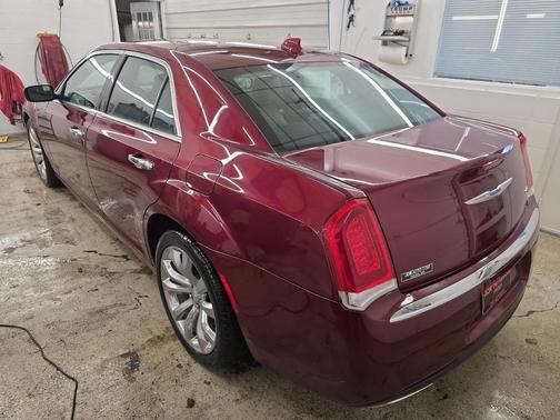 2018 Chrysler 300 Limited