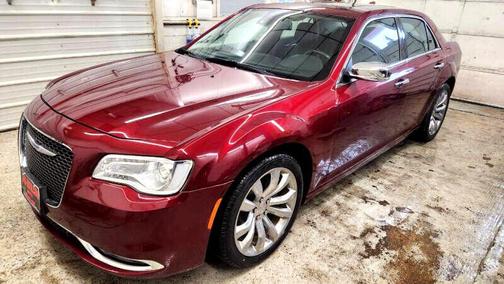 2018 Chrysler 300 Limited