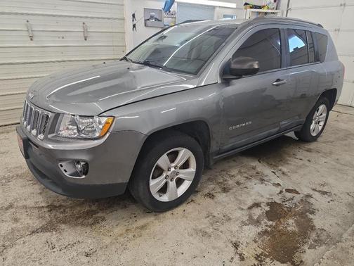 Gray 2011 Jeep Compass Sport