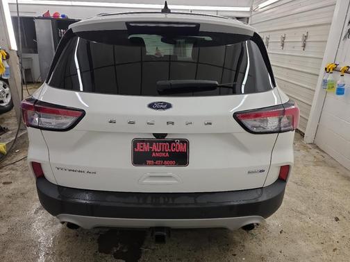 2020 Ford Escape Titanium