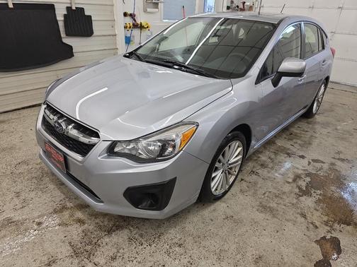 2013 Subaru Impreza 2.0i Premium