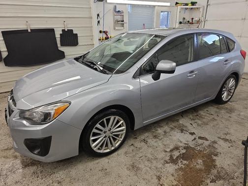 2013 Subaru Impreza 2.0i Premium