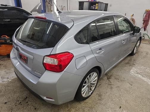 2013 Subaru Impreza 2.0i Premium