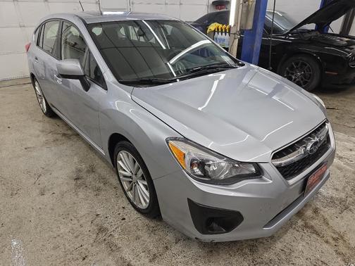 2013 Subaru Impreza 2.0i Premium