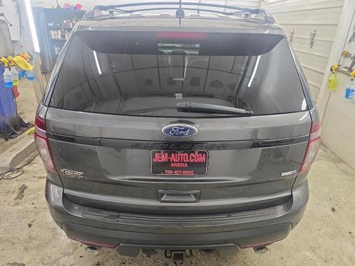 Gray 2015 Ford Explorer Sport