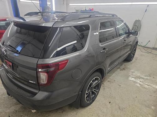 Gray 2015 Ford Explorer Sport