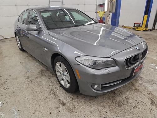 2012 BMW 528 i xDrive