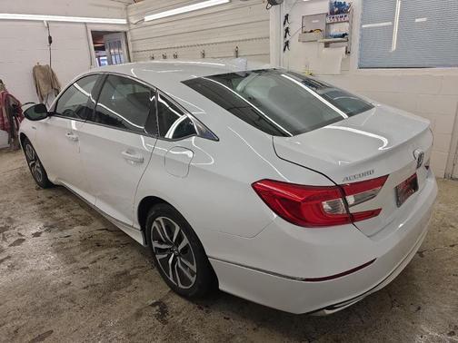 White 2021 Honda Accord Hybrid EX
