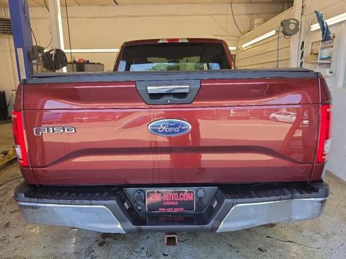 Maroon 2015 Ford F-150 XLT