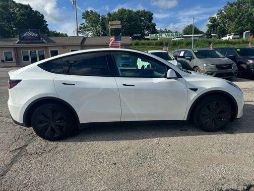 White 2021 Tesla Model Y Long Range