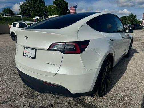 White 2021 Tesla Model Y Long Range