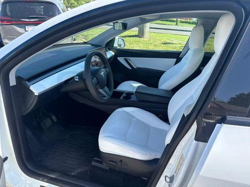 White 2021 Tesla Model Y Long Range