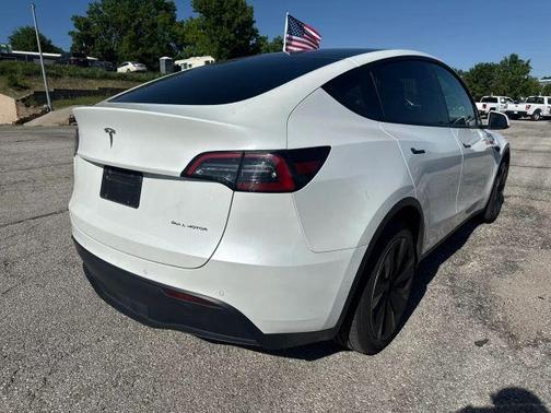 White 2021 Tesla Model Y Long Range