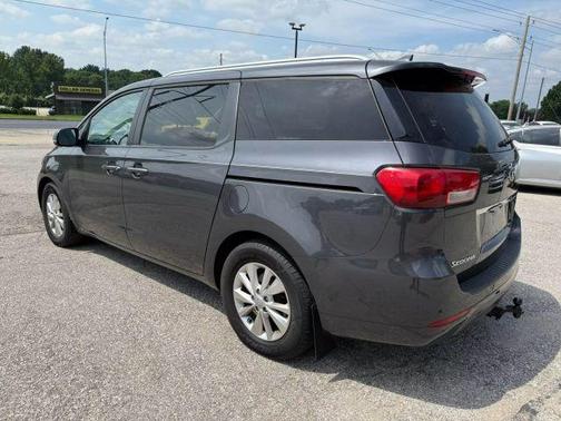 2016 Kia Sedona LX