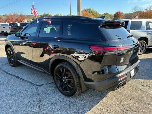 Mineral Black 2023 INFINITI QX60 Luxe