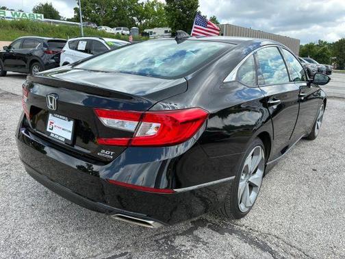 Black 2018 Honda Accord Touring 2.0T