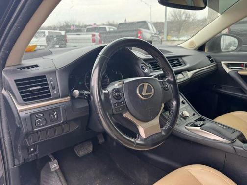 2017 Lexus CT 200h Base