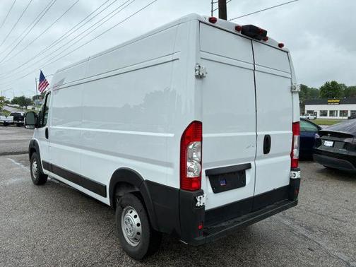 White 2023 RAM ProMaster 2500 High Roof