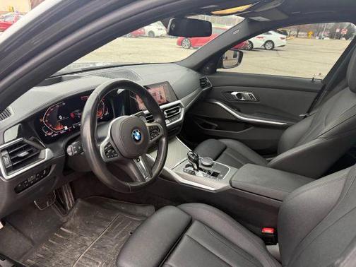 2021 BMW 330 i xDrive