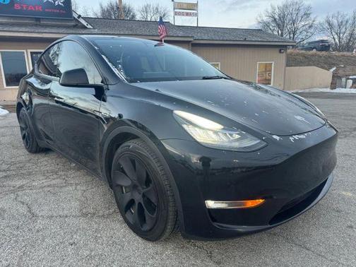 2022 Tesla Model Y Long Range