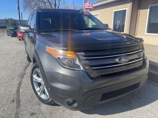 Photo 1 of 28 of 2015 Ford Explorer Limited