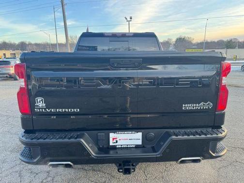 2022 Chevrolet Silverado 1500 High Country