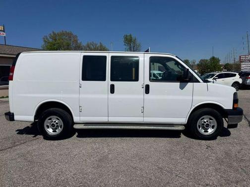 2020 GMC Savana 2500 Work Van