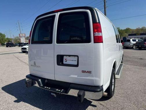 2020 GMC Savana 2500 Work Van