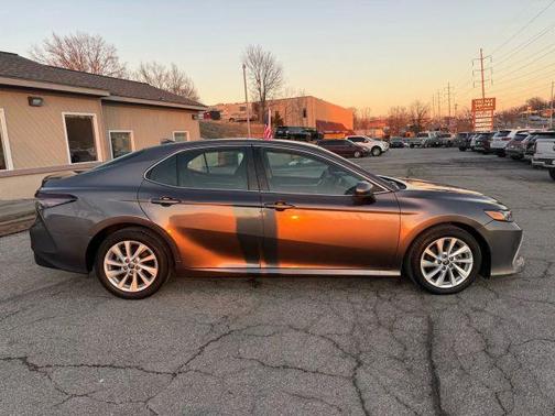 2021 Toyota Camry LE