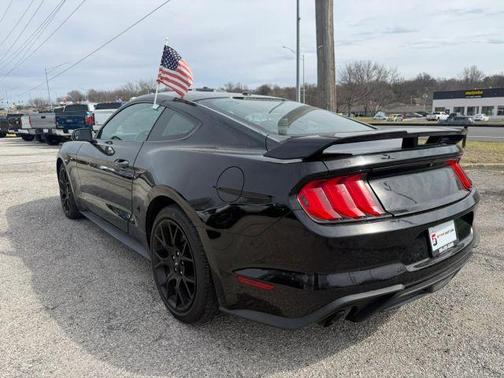 2019 Ford Mustang EcoBoost