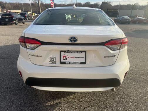 2022 Toyota Corolla Hybrid LE